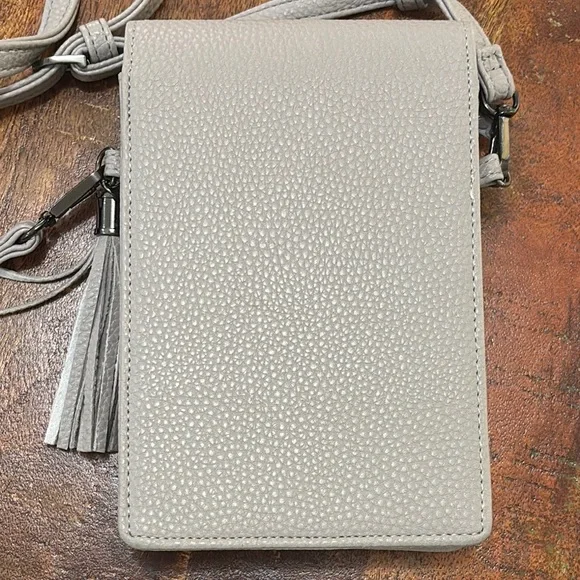 Just Must Small Bunny Crossbody Bag - Picture 3 of 11